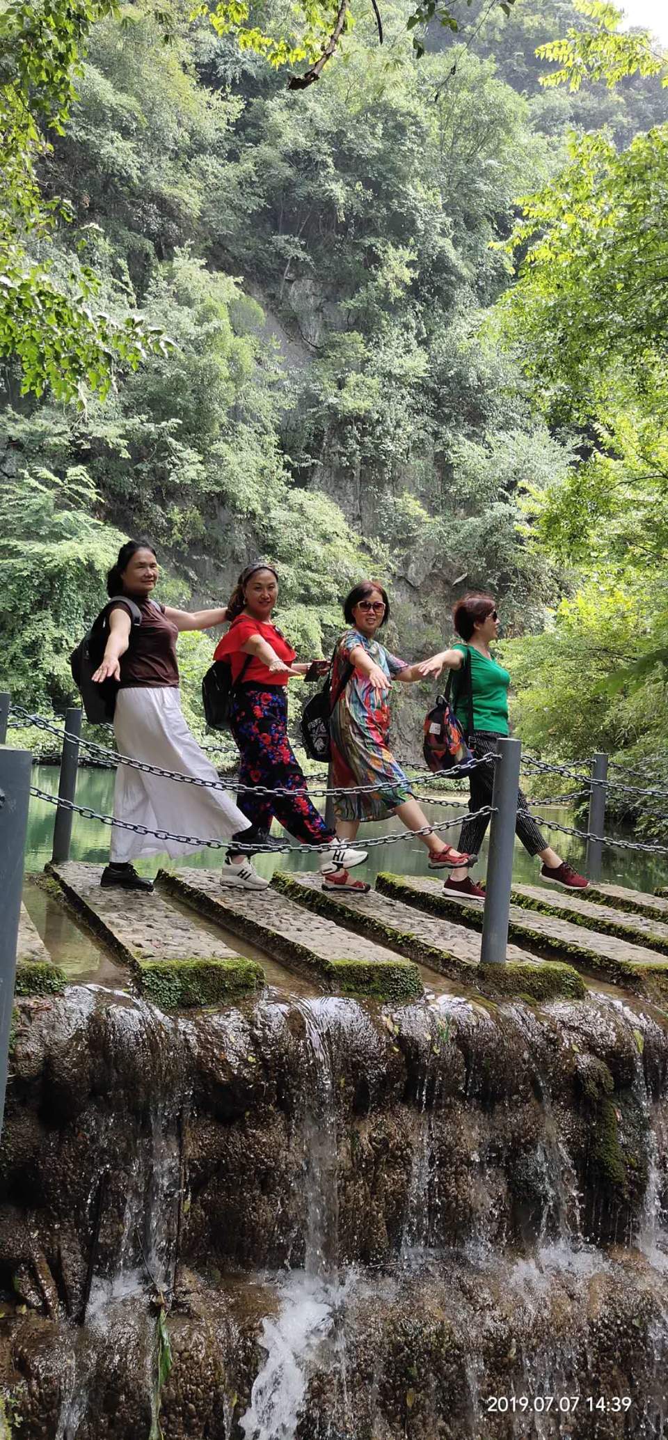 z0hYz1VWfOU_bjlLwpthyVJrUhA1lbZaRTVttRQdO5YgRSZHIIBfVnypi00eJdC5