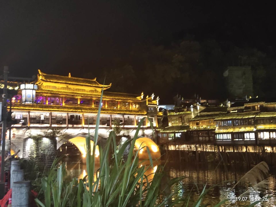 SRfiy-Fxtu-HRg7dR9UifiuDIWbJ-RqH4UV_tZAqmxCP7JX9CXpHPEyFBlAEeBgH