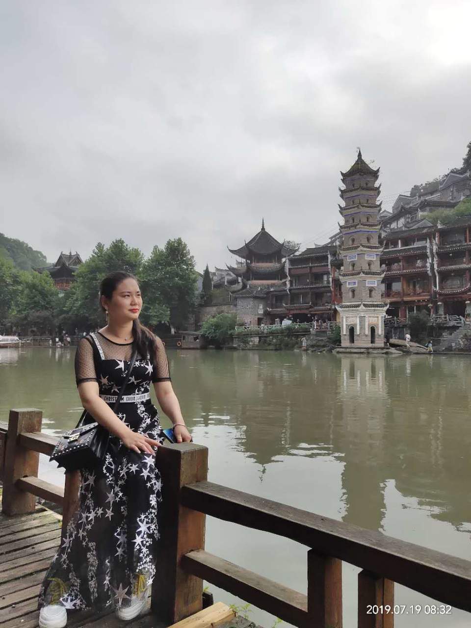 qZ60thBHvLE0XSBrl_XM-AcdEcCz_z8oi2IRicZ754tAGvBanim1y-ACC-Xm9mZL