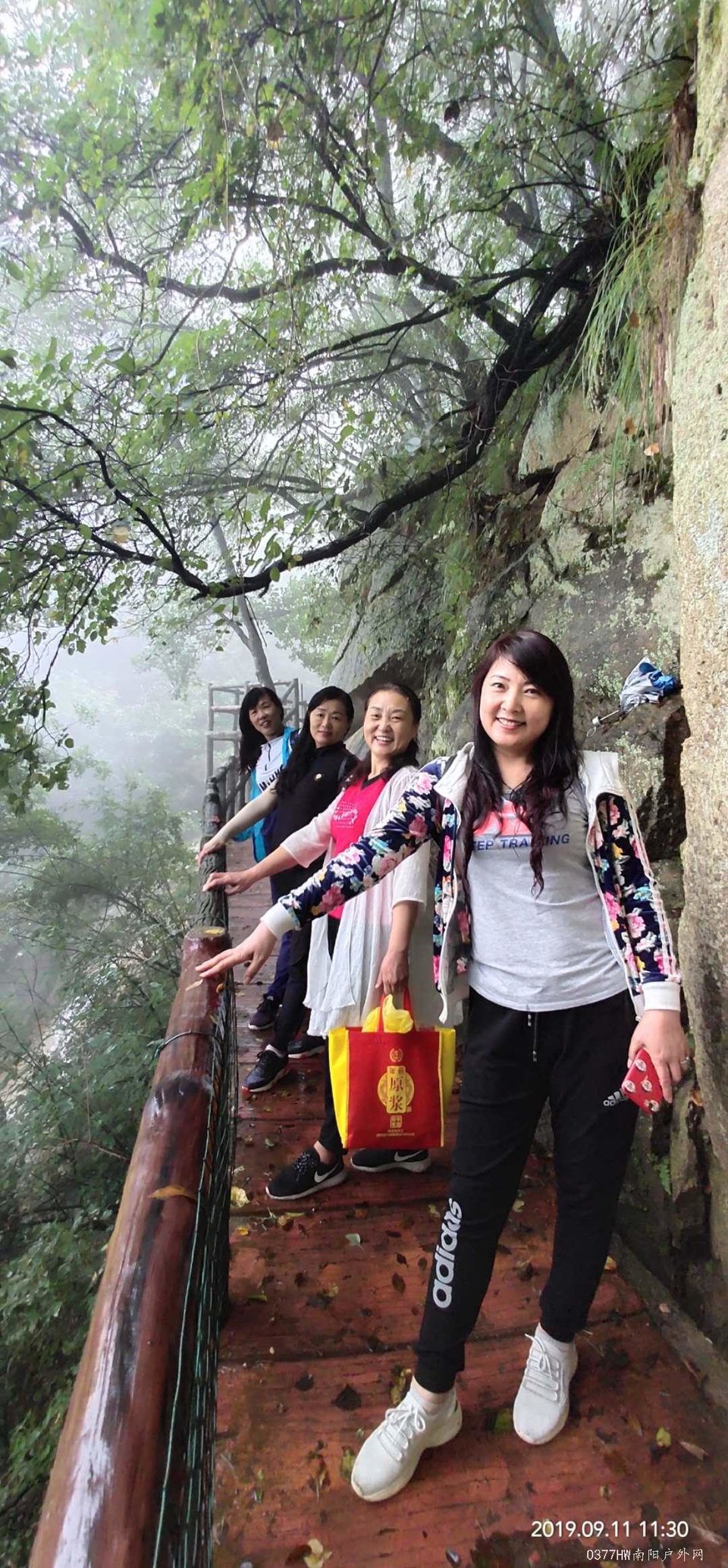 9Xs3XDVC_-bJj5O8xV_PVUFp1iIOkcaCG57ZxBOSH5NG0o-_8jz3Wrlskyf_Eio1