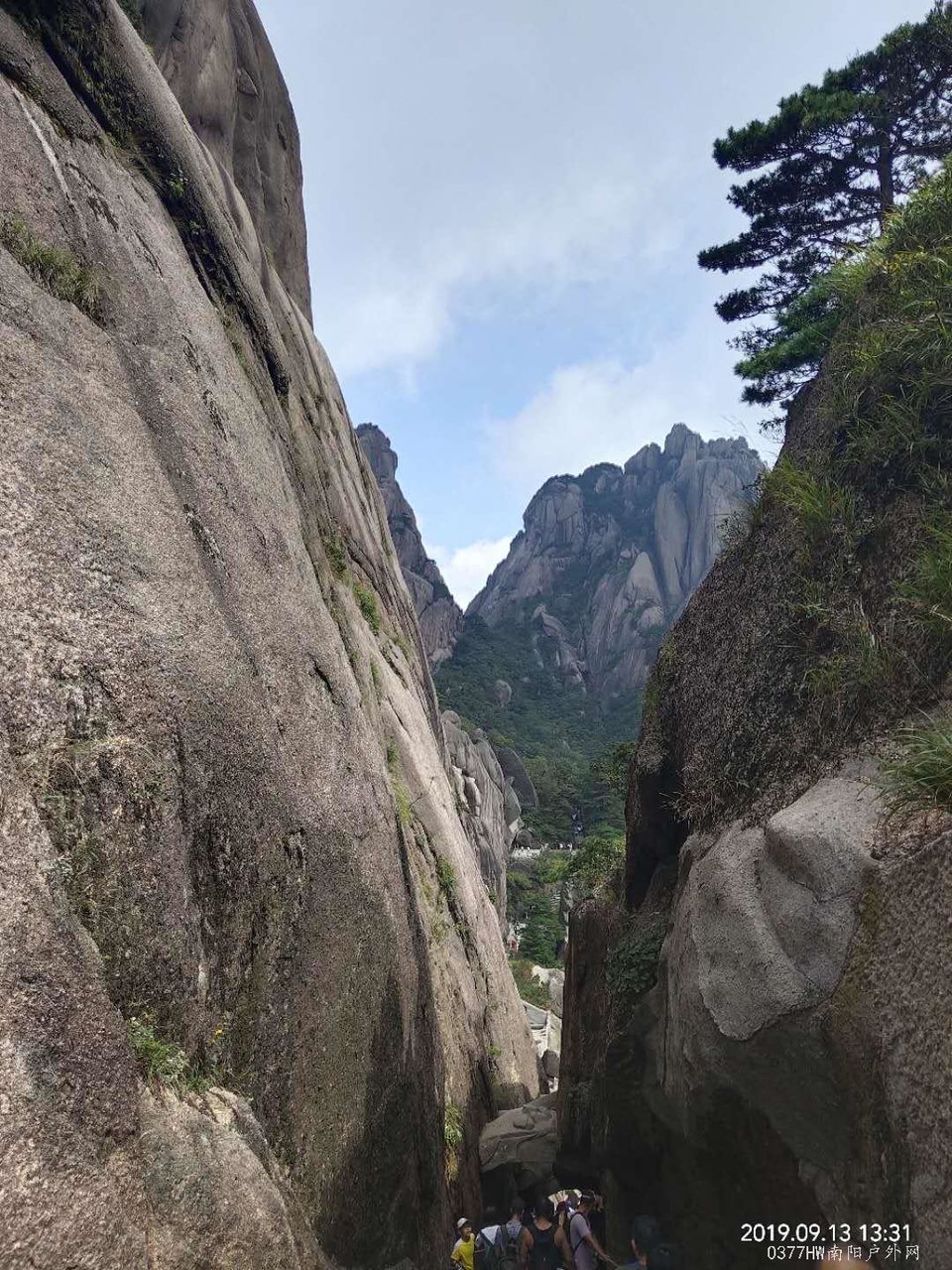 B1GBSX-F_NUm5MU_n8UQOG5uuzdS0L15Vj8ZFjm1xQykQt2VQ5B3Z_8VRUJPwAI1