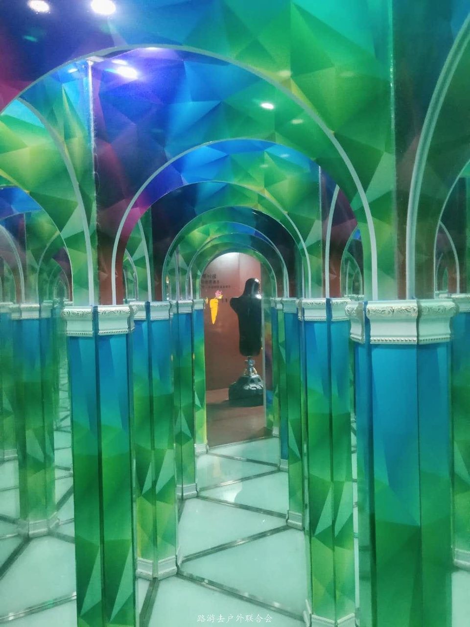 FVOR4qQWoshBB1EasKJwOSluj9owz50IG6rBTBh9gOZcfFJCe5-EdCl4utbOOnYj