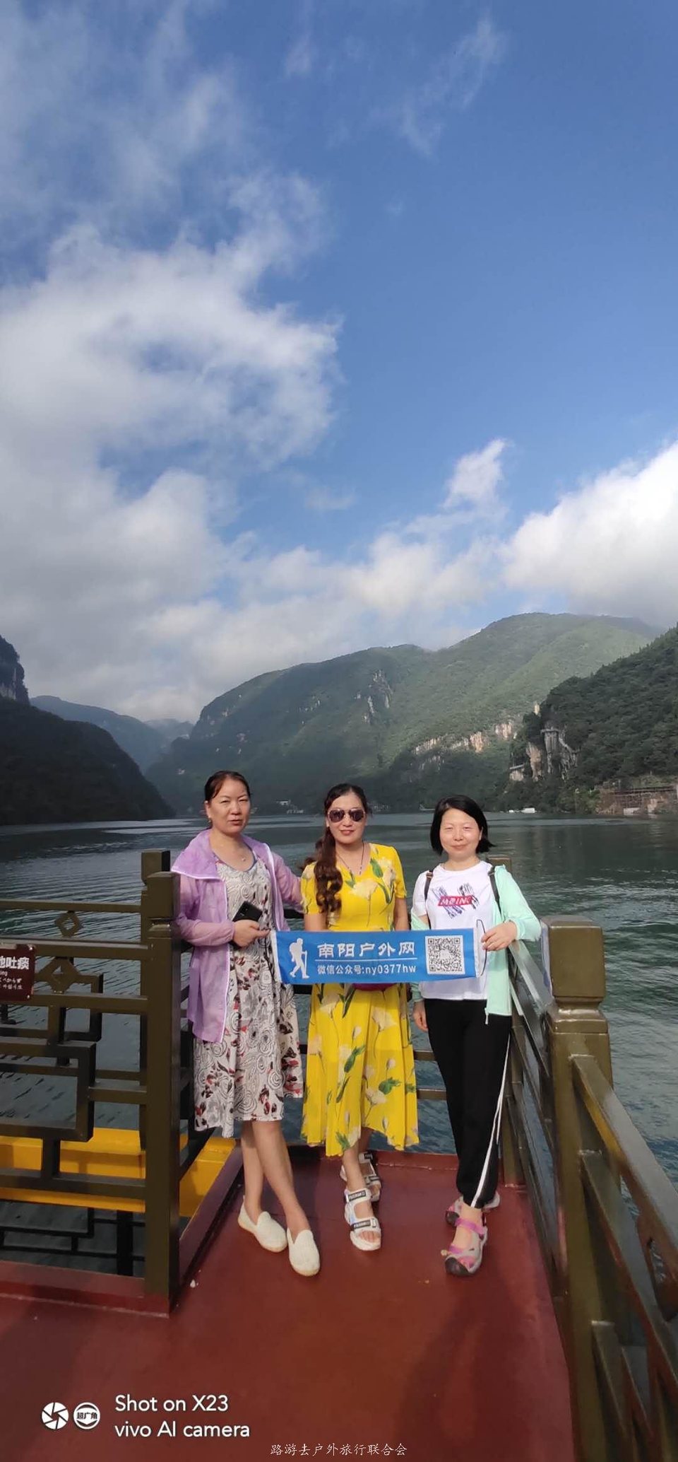 EmZBj-aLy9xor72lg-t8Es8cwUY0Qco5Smrxo6R8ntAm_OFdL9LPQ5DE2zC5BbVI