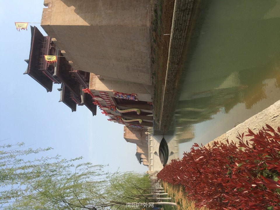 AC9A9042-2ABB-44B9-93D6-8E3283251E09