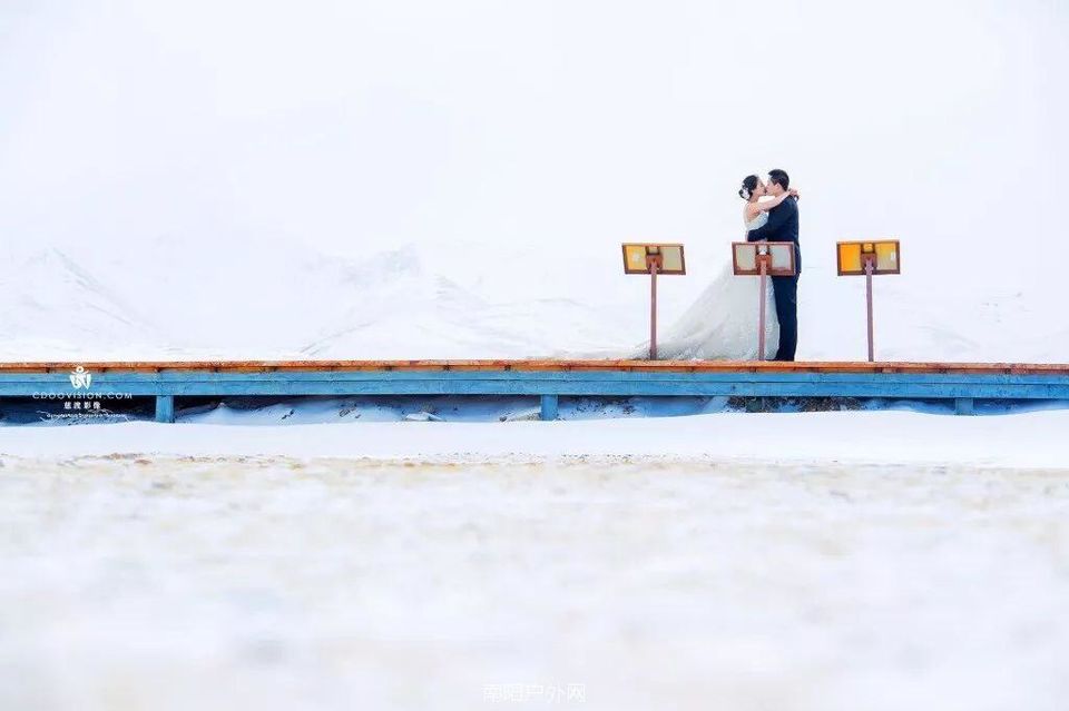 9AADB6C6-093C-4484-BBA4-57E3D4F3F142