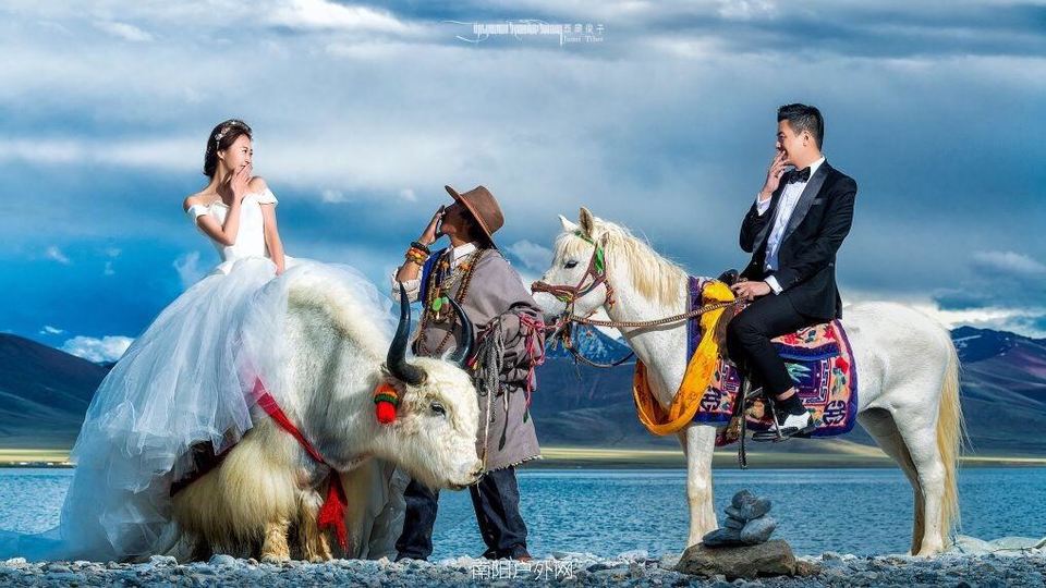 1613BC22-06CD-4FFA-A808-24FDF9ABD60E