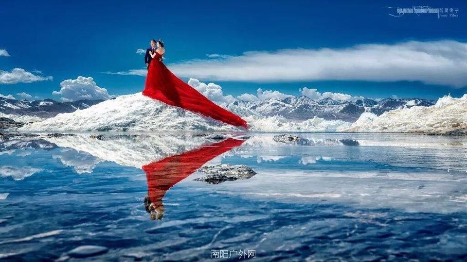 DAD7B92B-1663-4D7A-8253-92AF15EB7A2A