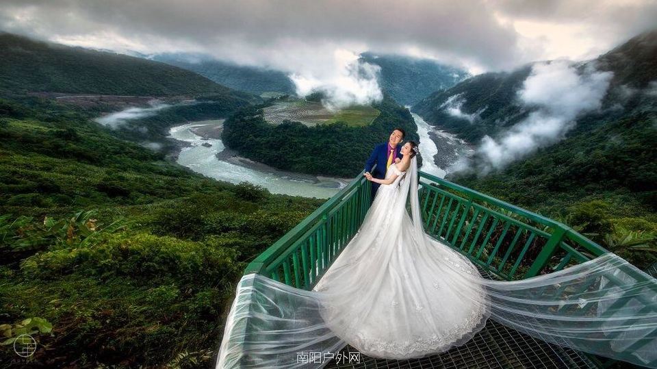 83D013D7-3B10-4494-9BDA-6113196AA85E