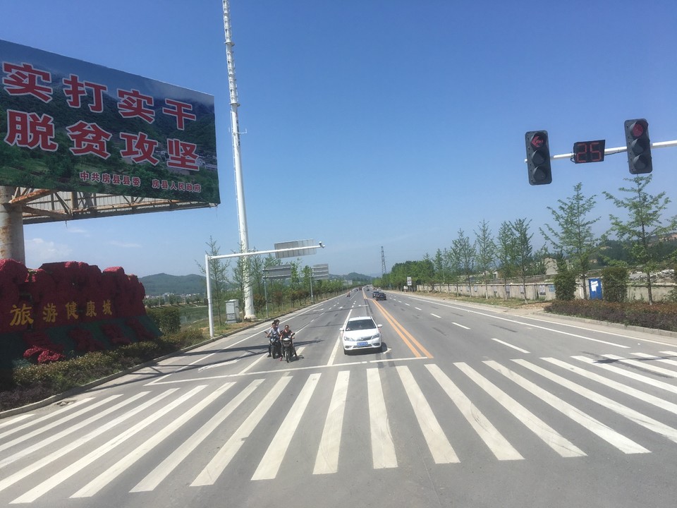 68CDCCA4-18C4-4239-B0D1-FA9643253D81