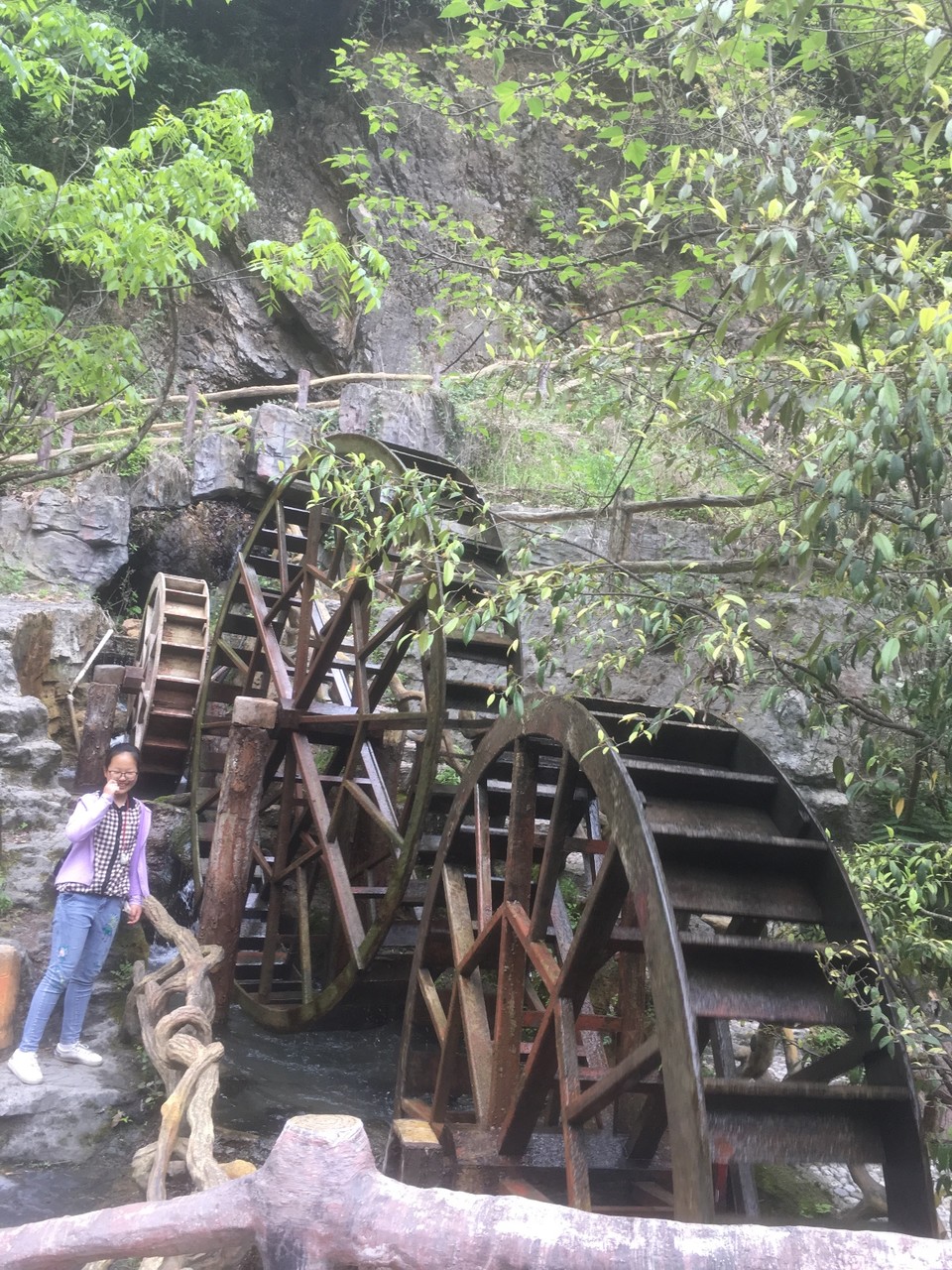 A5EC2D3C-19BF-403E-800A-10490F8C5AE8