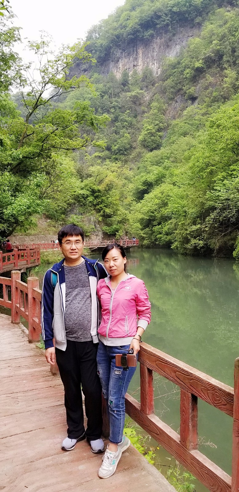 uri_mr1525136831368_mh1525136840757