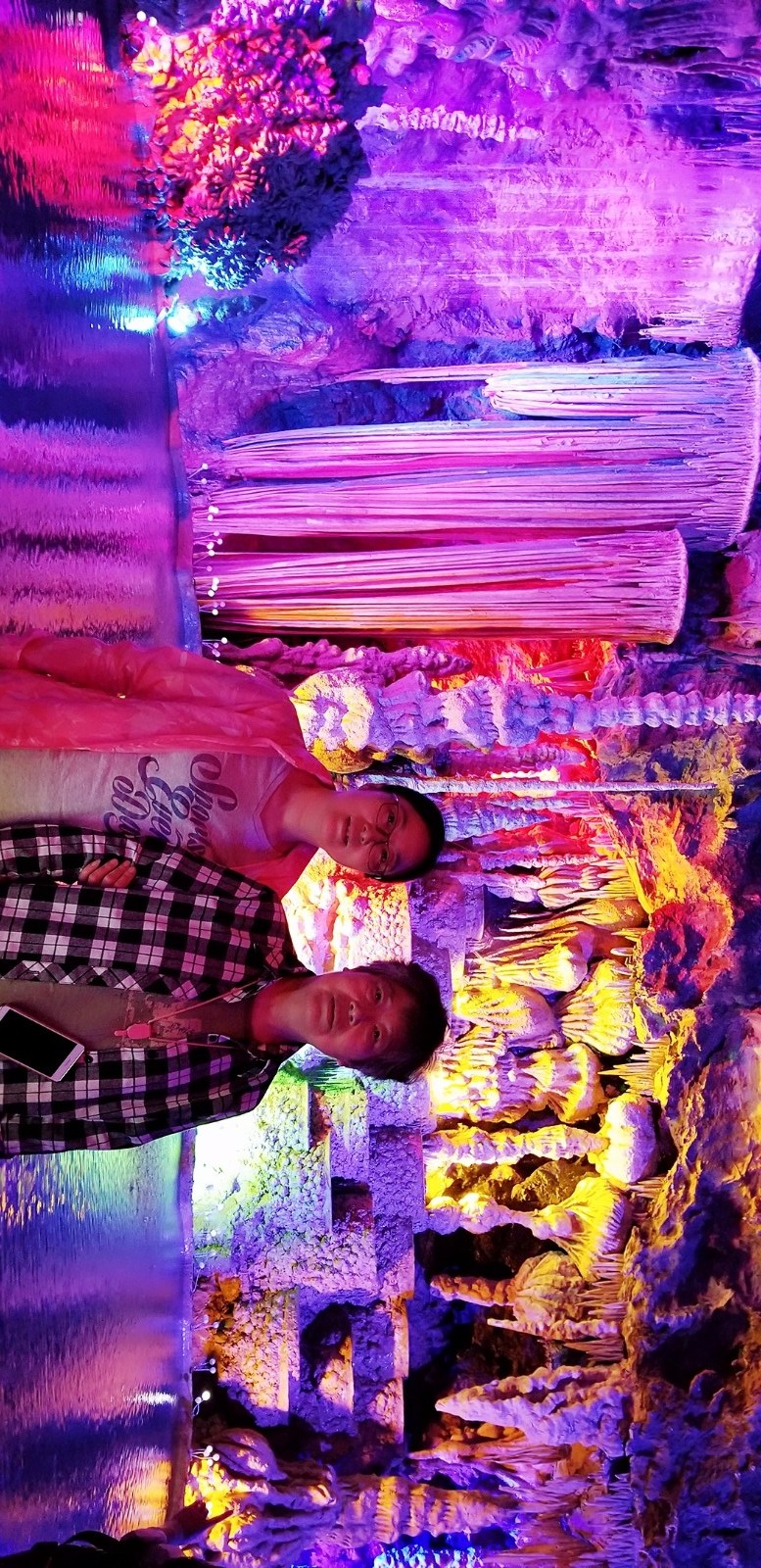 uri_mr1525077464829_mh1525077478467