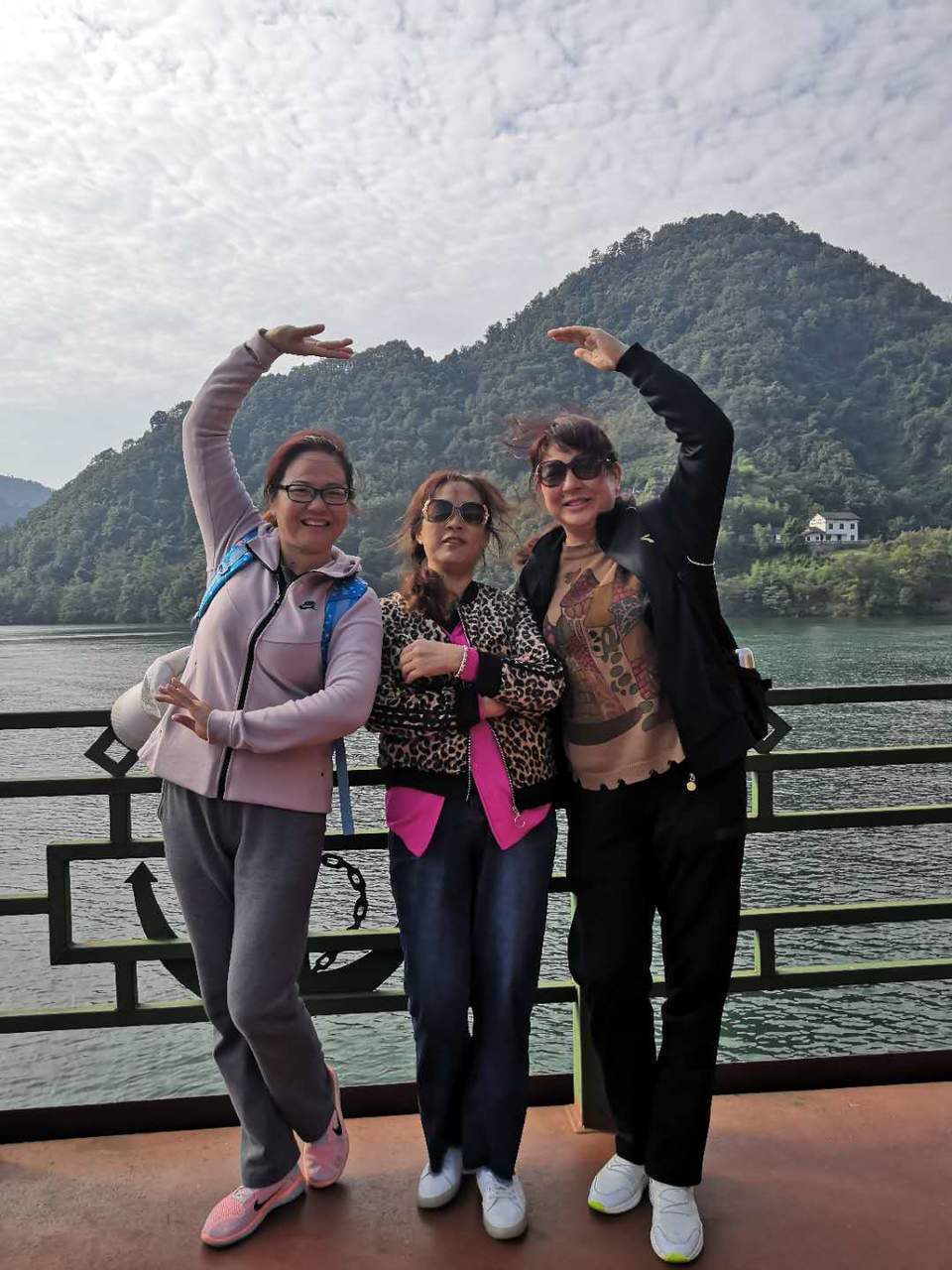 w-QR6ouGr-mCQRragDFdyxq9t3voLLRc52FpHOB1-RT1WN12vXXuVzJbkSqkk6DM