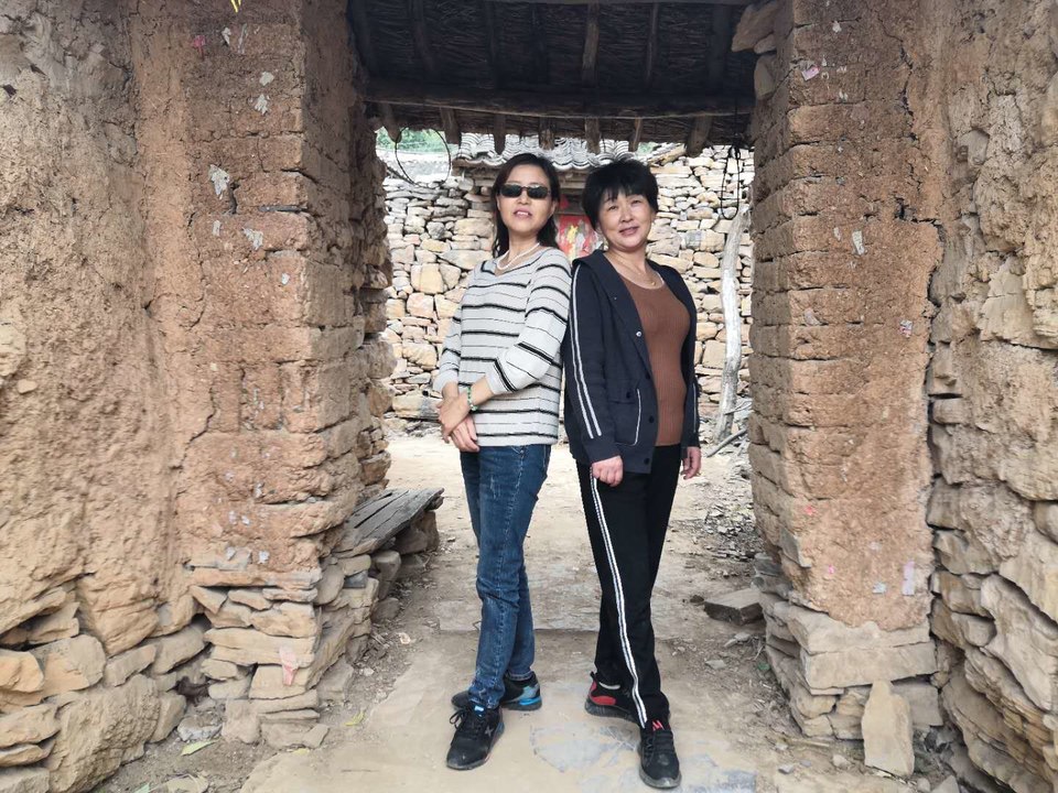 FmRmt-8tGb9OVyju_InyMXXCz2bR-ftdgbwBVleE2D1tskudRSfYoLmAId4BXpGZ