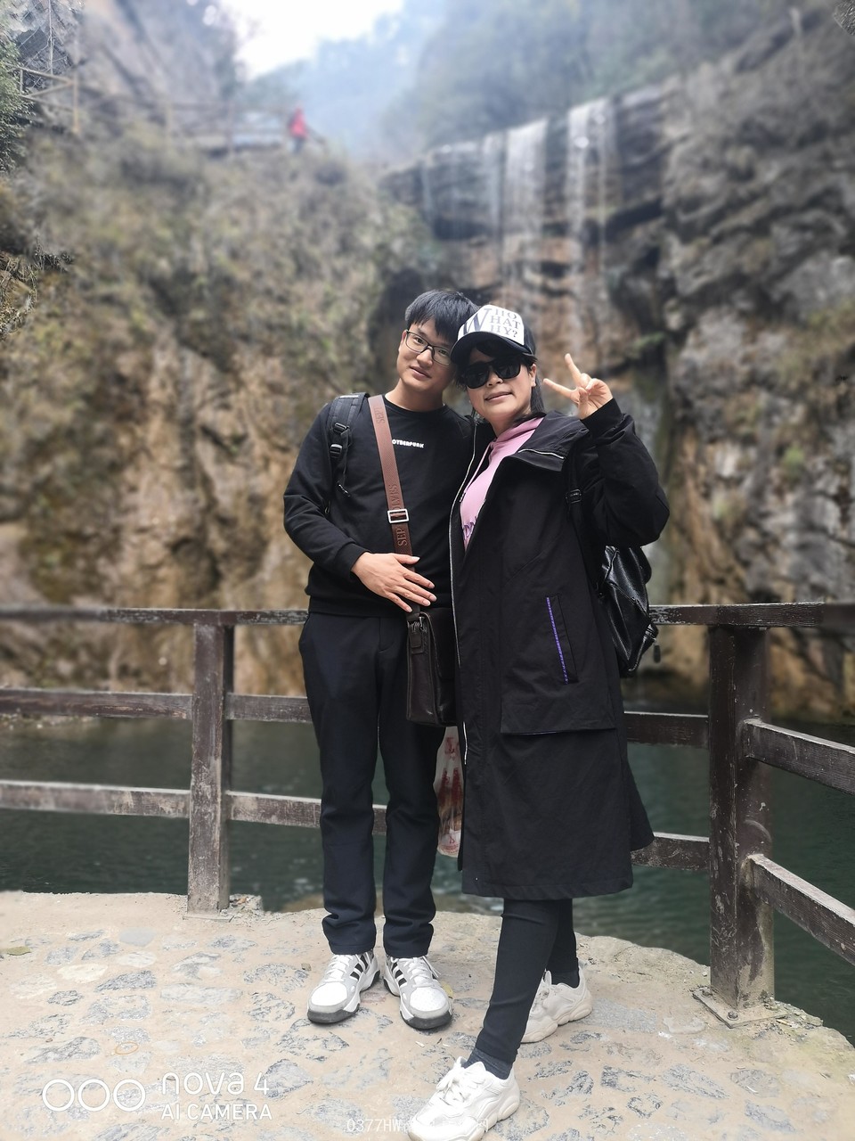 MMDETvWr1BXu1ICYiFxS-_TuCO6CK_Y3yIiNq6jKfpxsvHxOcy1Mbi5BBohRSPTK