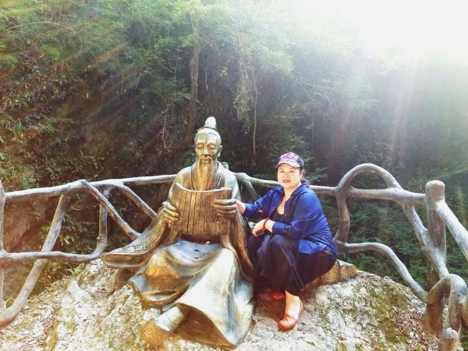 id3IiXHL-C7OP0IDkIvR-wNTHL5UAjorIc-_FXSFwfEoihILKoW9sxnO9-qk52uG