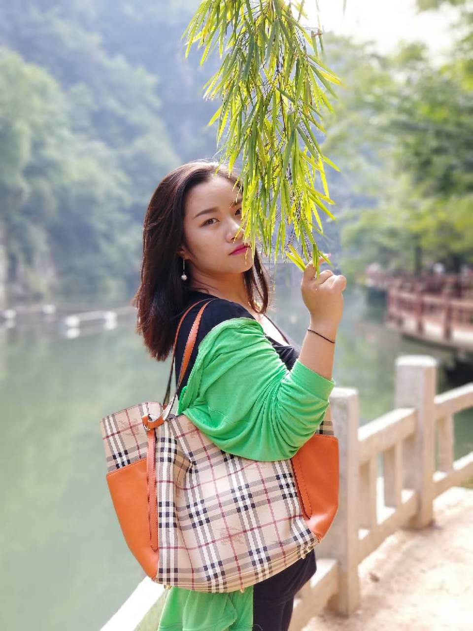 jb1e4Nc5SzBlmGzH4kHh7p-TMbyJtBqeddZpZfwnBtLCR9SemWNxA4IYy1VE97ub