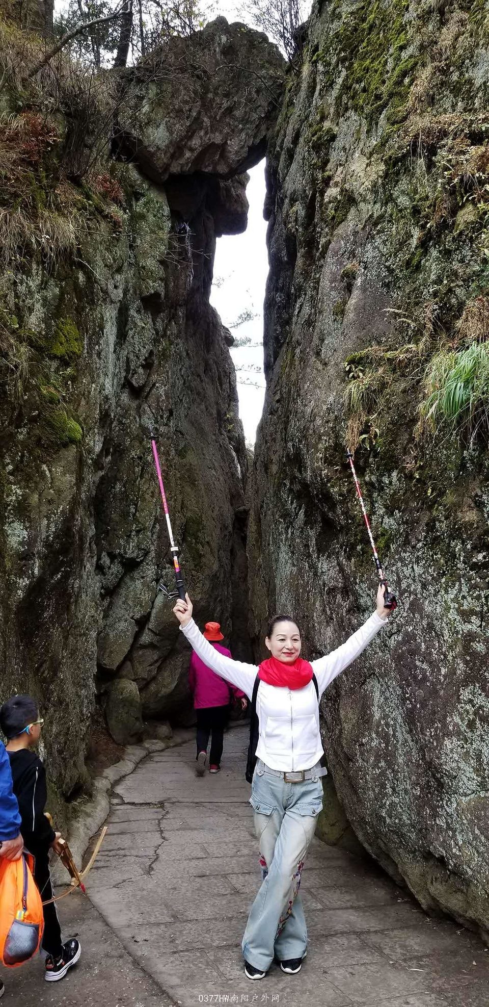 V3FD9dOlBBeOIZZ6U7GjQ82ErCzheEWfSsrirqz8QRAxoZjsfnWgTRjaabSkncbP