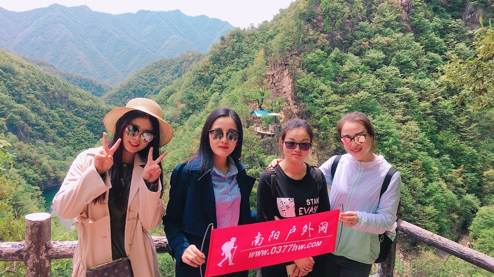 6CE2B4B0-86C9-43D7-84B3-12F80B1781E0