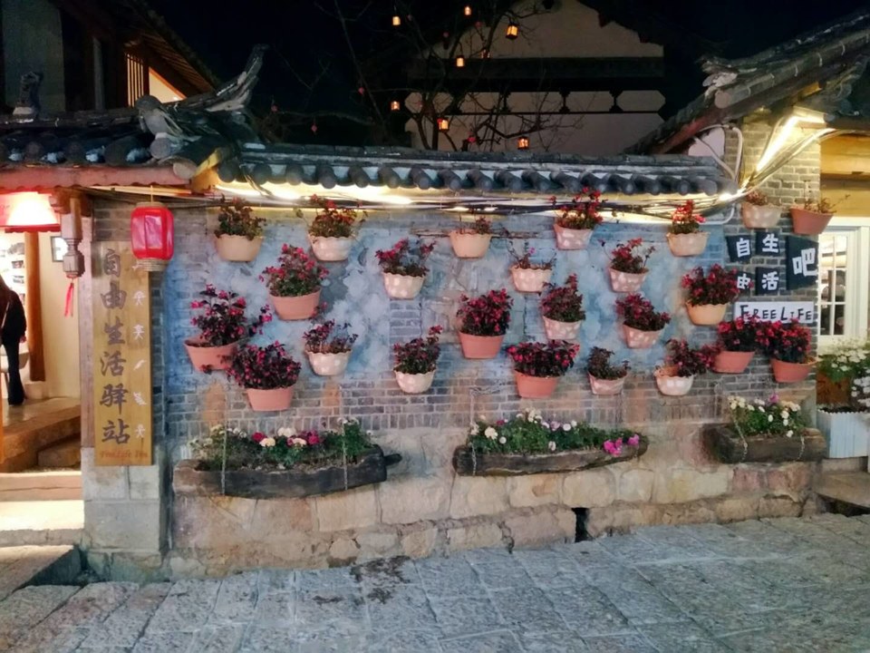 GKgonDGeg8B-JONCzdmYrv1daC6brclzvt-_DEkRfrFEqp_wvR5n89buxCIBxn-c