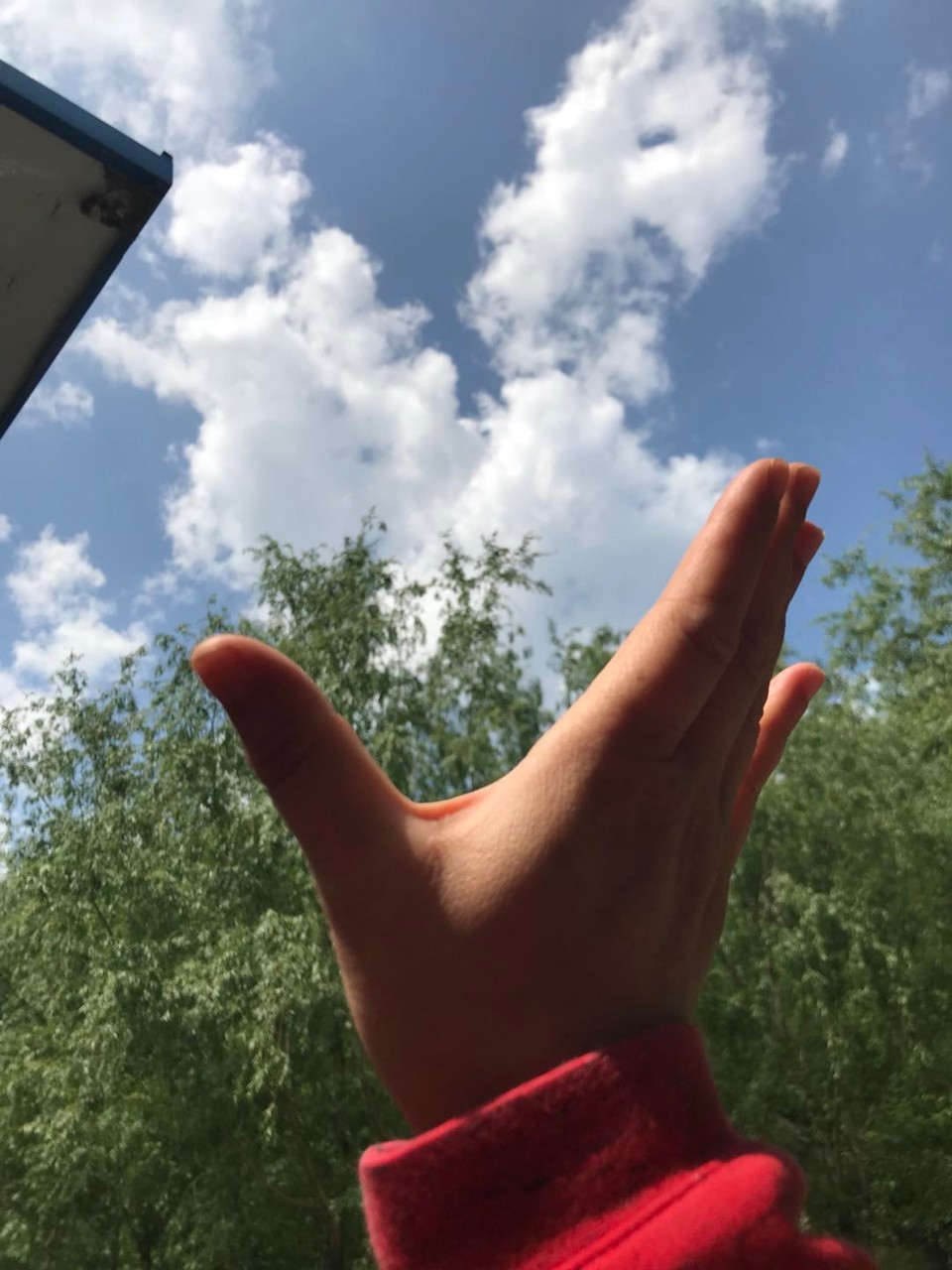 3C5856A0-BC7F-4480-920F-C66DE22F1634