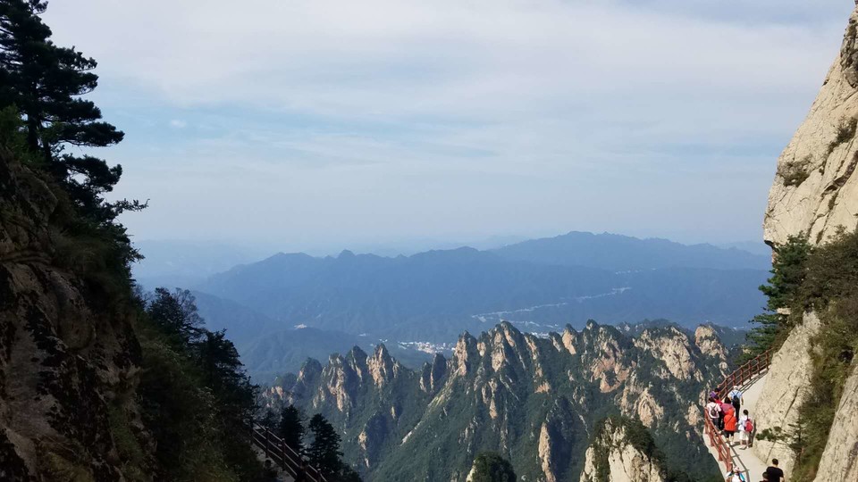 h_cmz95_q28va0h3bVmsvuFszUahHhBVMZU09DLqd9-quoubIDq2kNZG7WUguCTV