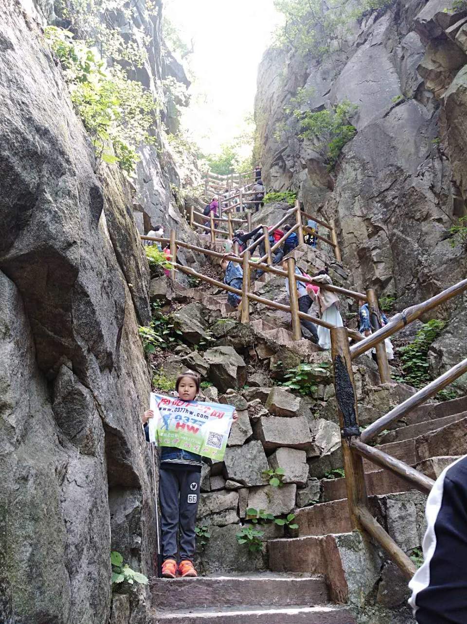 FED-Zlu8NaIIaeDHsqI6Lp6DdSOSGVzjQfnh2pG_36Ln7OImnOD3Js8TVkk2XfSL