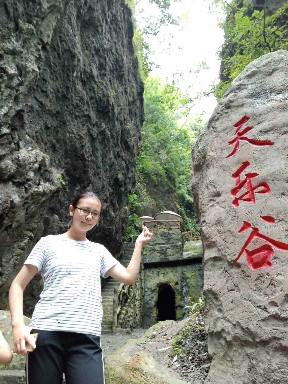 4p6Evxamdpx02ZeEn7VBsXgkMoCoHlzgoKdJX1RlT0z7nYWNMvuYXa2BQBTNuRpr