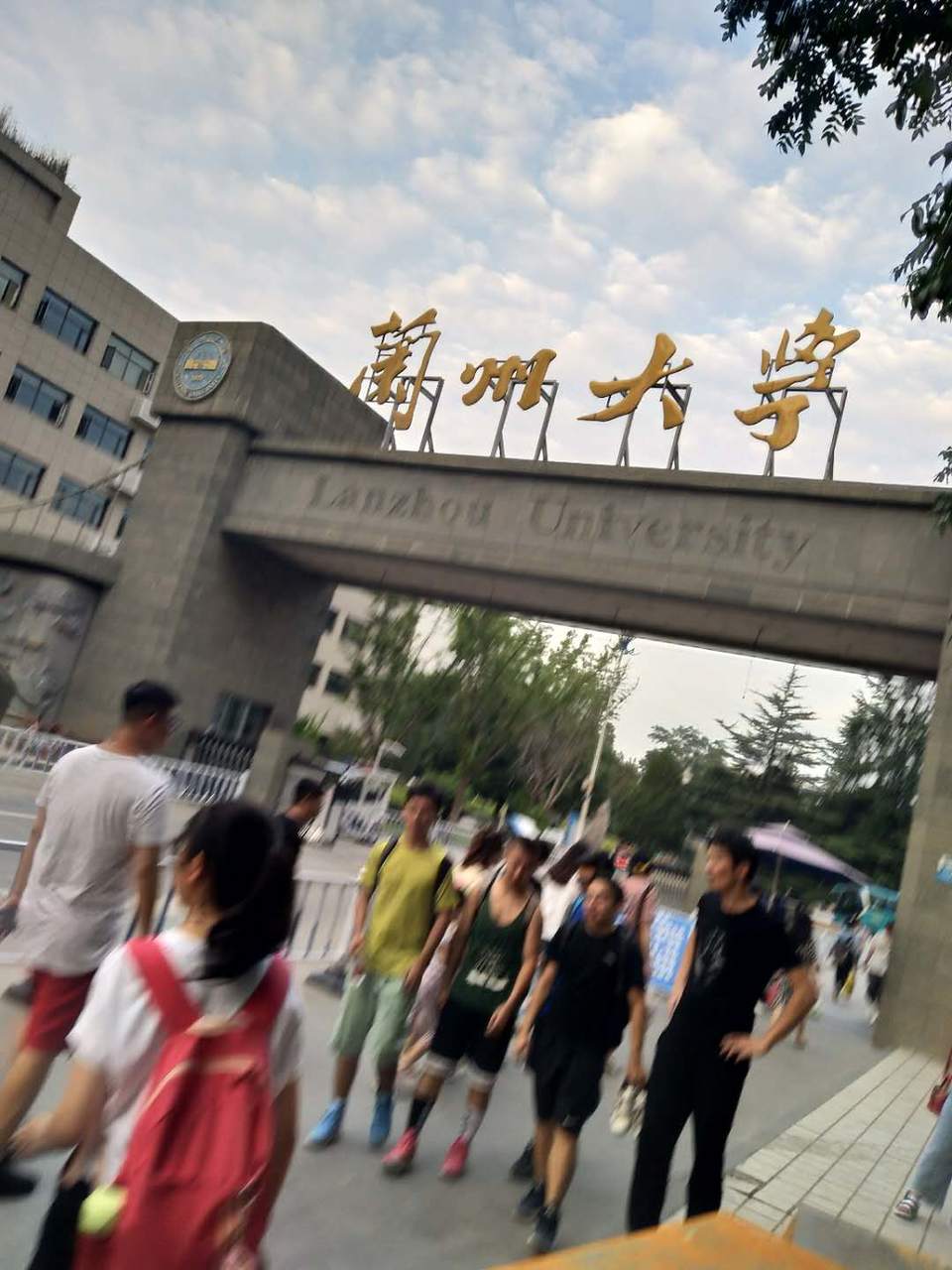 ahpsAGF_BUYu8J5G3Ti0EVyEMEteDCVRitu6zgEimsoemD0SZk_bn3ymvoandtSb