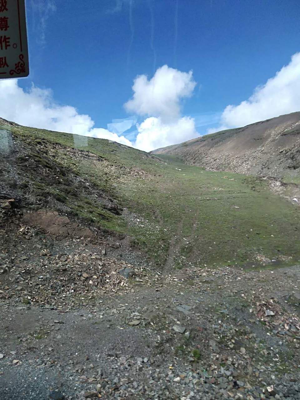 uyheZY9q6DdqvHlmUxKC2VUq2oKeI_iAysjYww1FbL6umw8xvi1xFVmWAYUfozN8