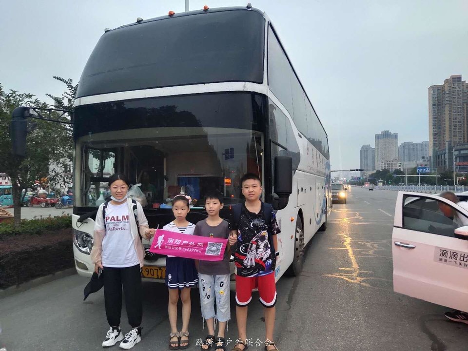 b66iCcGt-fkegzBxzh4nq5zTBSJMGeLrnpsYh5LSdCA9c3yFuN5x7XkIez7sRp3J