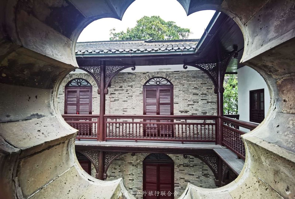 Nx56JTjIb8po-HhLEzoRFiT8hR7A4VqnNWQiFS_m3SPUH52kfoRLaDW37X7RFBKB