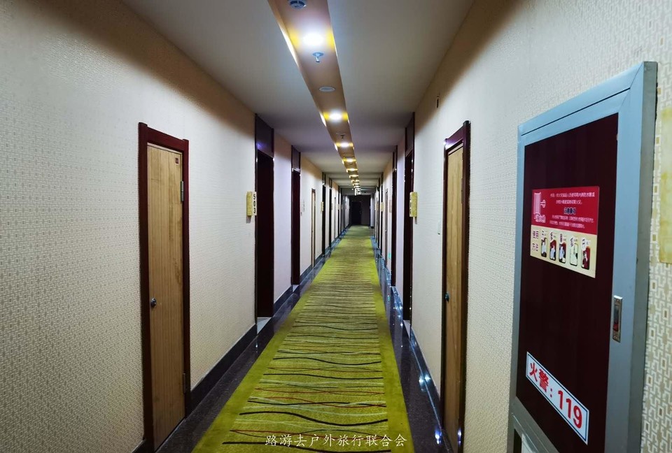 7e5LD_IfVEq1SK0fBdUZyiMuB3JFq-Uh-pRhdh2UV1zLqN0uvr3R3j5-tZ6BMFu6