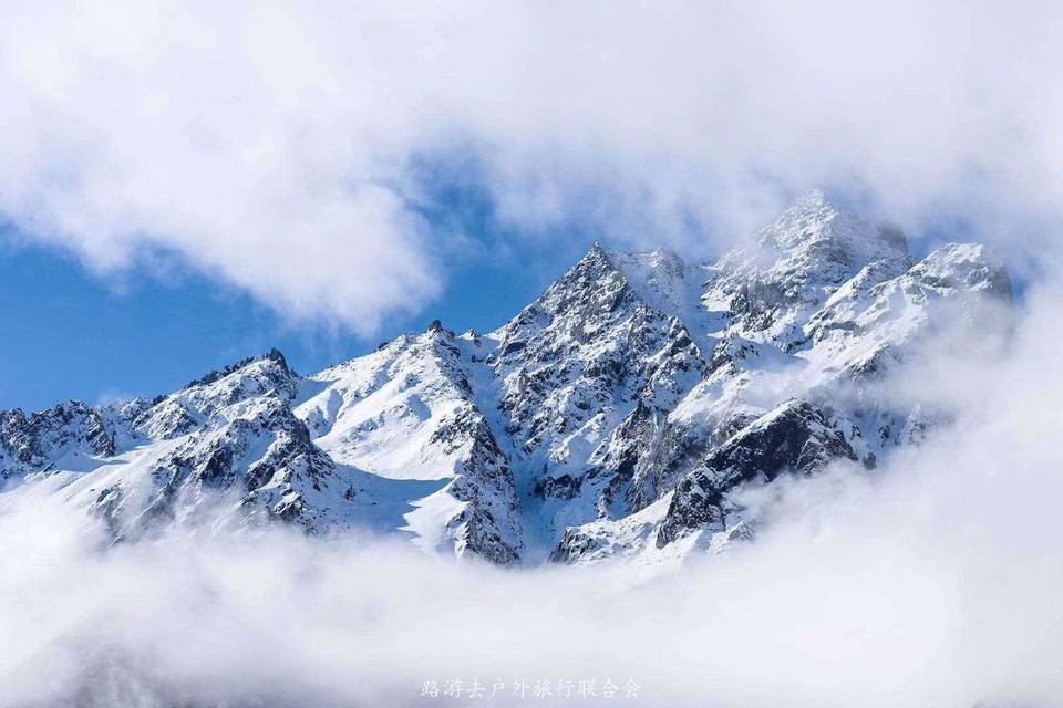 q-S_4MLr8KIboaBtKDer_cY3Jc-Pq494cHYBbwPr3fFnM2RTk6reGrSyDzgVDdLc