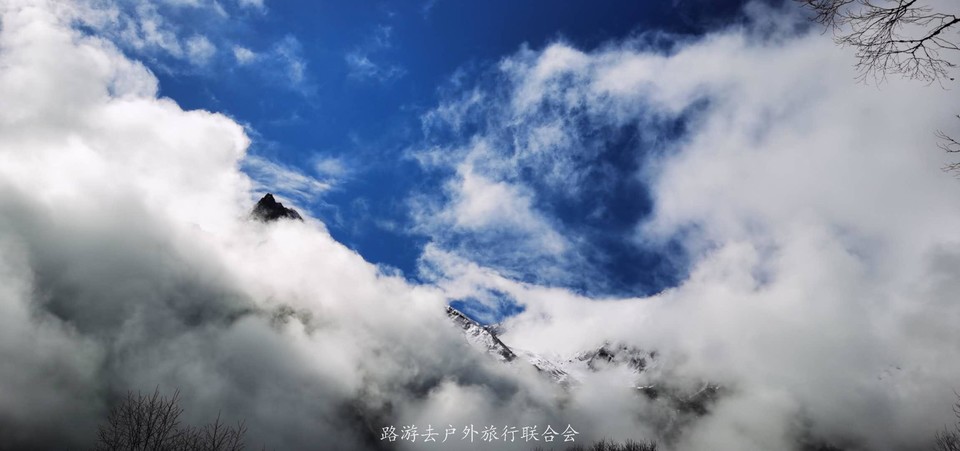 NDFQ6PyoiiG9EUQG2TuHCQ4EqgkwFS2qEXvHJE4Iv9RroSWP_Fy9w1rtu9thKuym