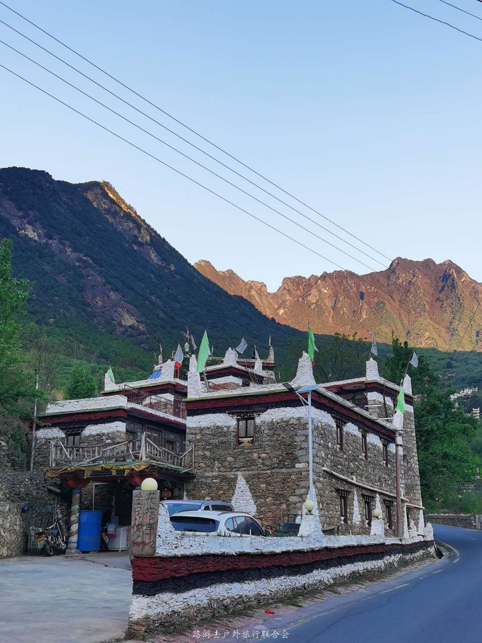 o-AxZBDlZgbMRfsuNheDkIZhl2DSQhstU7Jzjyv8nY12aZnLuVRPgOvihzXS8RYv