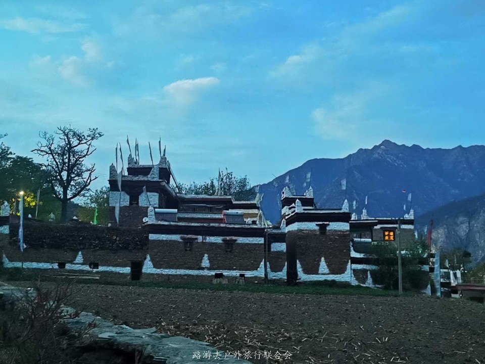 Knz34xcG0UaIekV-B1geMtGJAbnlBs3vtfDDF3gYyEt_Gr96vjpwWtoO3--egJqY