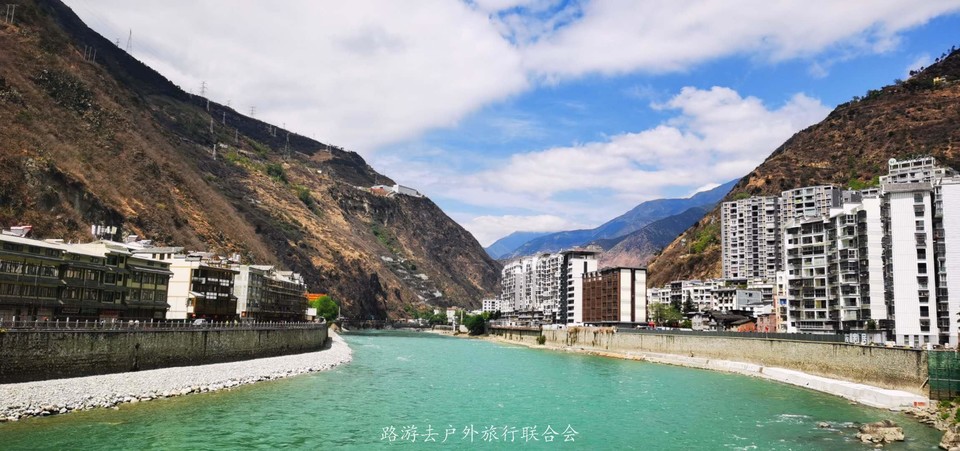 WH21uxA7_bwLoD8XRz_CO1I28Neq8DM18YB127coie1vXDbYfmtCrZ-2wZZK0da9