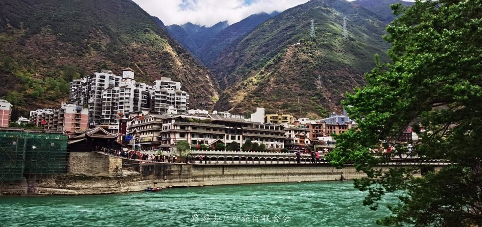 ECG9D6JnIiBQE5scGQpx4eVNfzCDbKztA_XJkHXe6FuPC-VFHbRV5qYy8gKVxTZ8