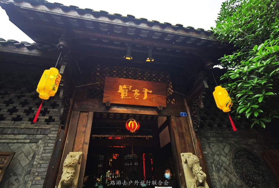 3FR_PtVFEadWNCIN5ESmwpgUb98IHPr9rUpnQL6KDPyIZsILUzQXAvSzV1UIvab6