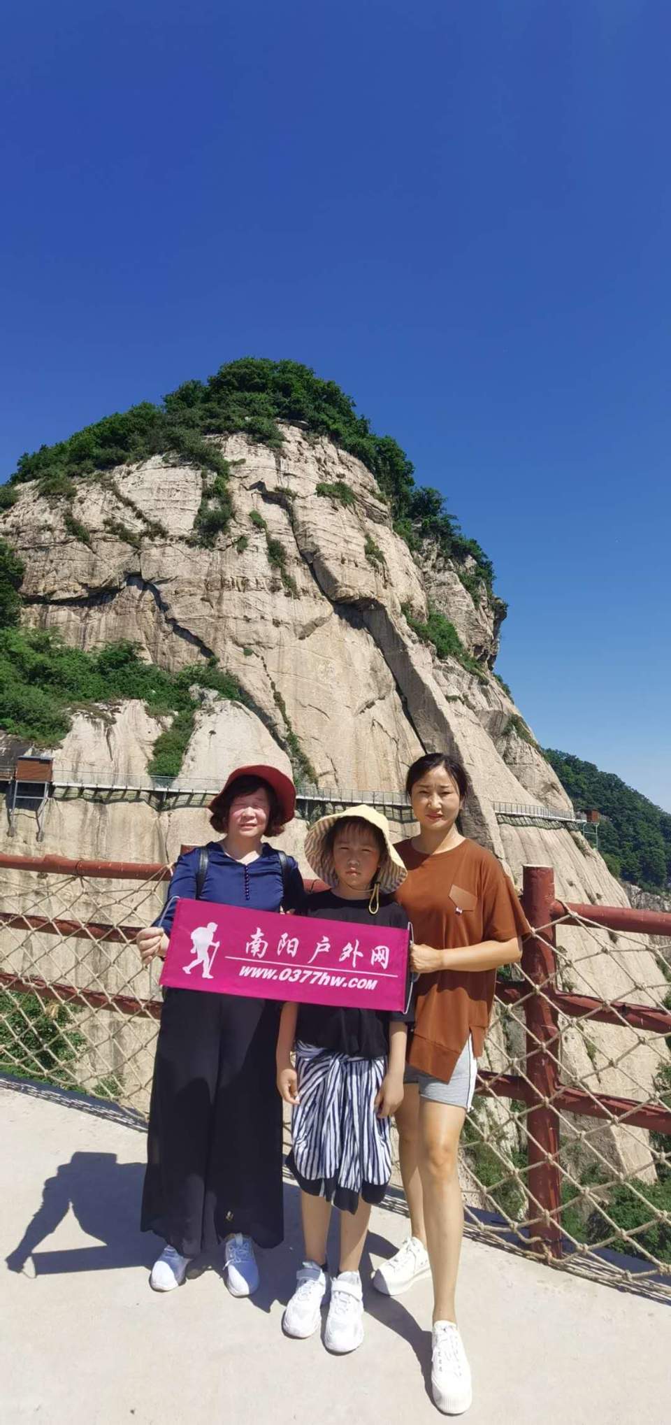 4A1geT9ec6SA7qG4pU57pm62SZCd5v_t3ad2A-C8x0s5FaTEHEZqL-4iQtumCv0D