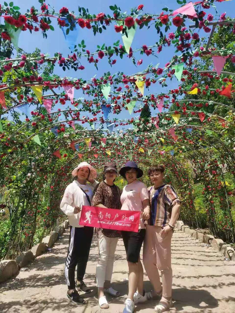 Utm-Rz7CvvI1h-Fe13MitkShqwTJ98MhB6LB8aLHC4KRonuDPUVTbfSefchTDrf2