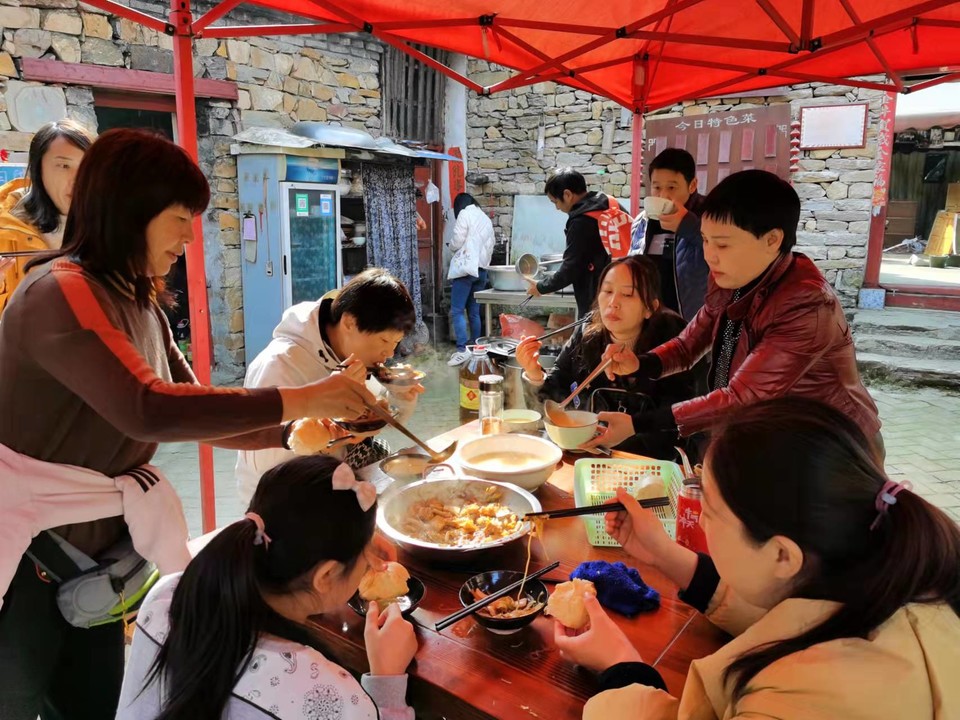 gUIZy2SsZFMxQg4K_CJACYpT8xpwzyUBZVRxhiDG0TgtcTzdhlyo9_sdOdPlnYqG