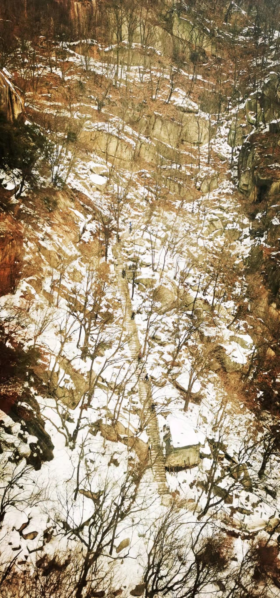 ap23qwn8b0Tku7cb_Gi8ChTs9xiQ6Odld3hNCyz7WswUIVEuGg5udqRL_2BI-L7Z