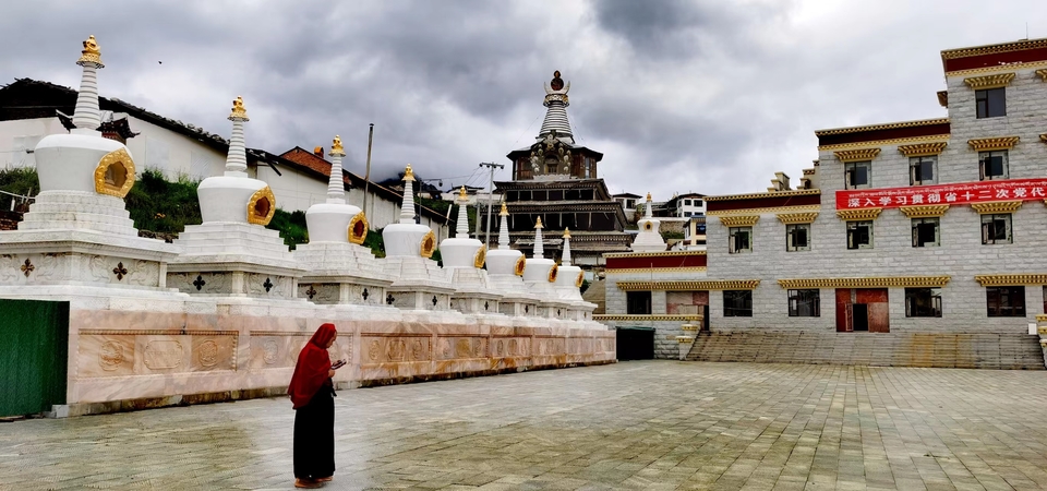 I14ViSan6tgllDSdHYZ1xJVlITrcnhbTfPCW7kkN_s4RXs7LS1872enRiOXMOLzV