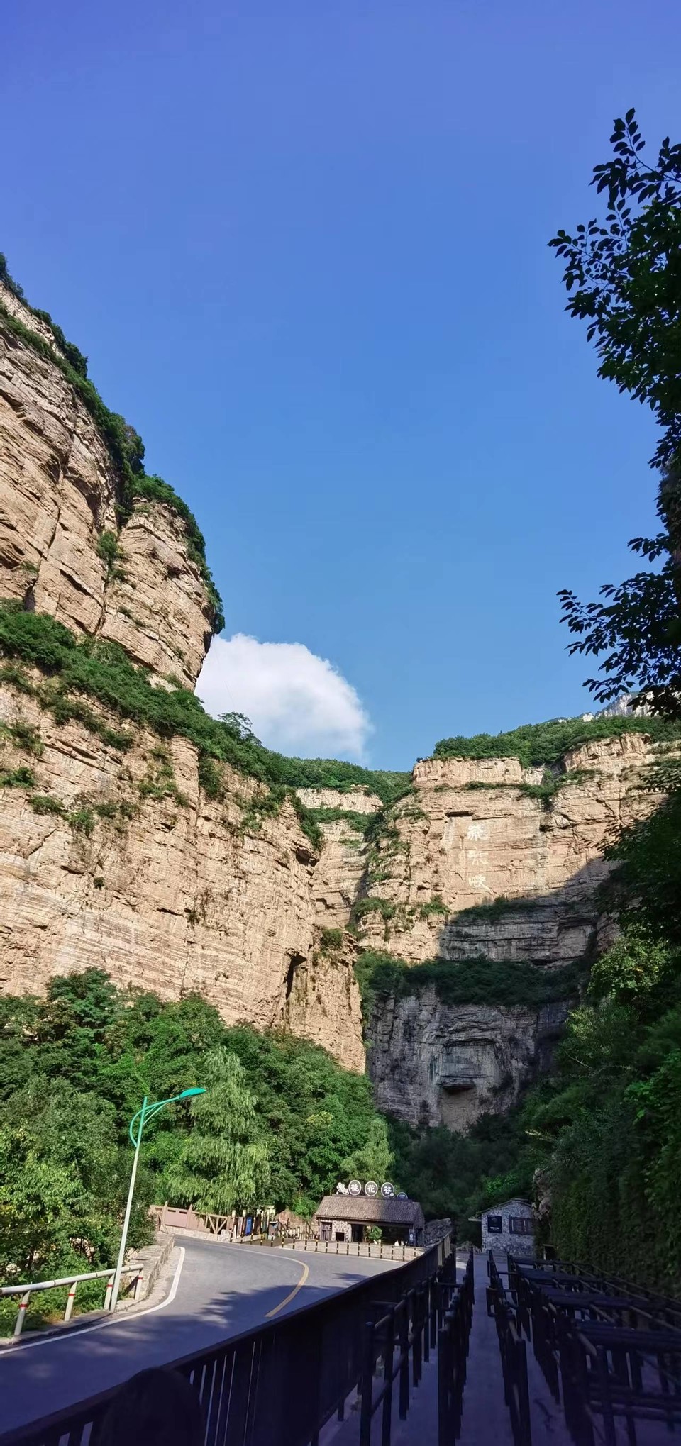 T-Y_ag4gPntsRGnOMP_CaNUDszxx8aukGmBva3ab7z9FUEnJJefkvXguXkD4QXi1