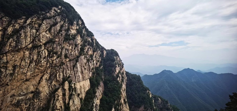 qe2wYel_F1CbE6oGOWWdACRIXkWJKhOwQzLf6t8HG8lXEC30UUVnnoSWLFbCDoxr