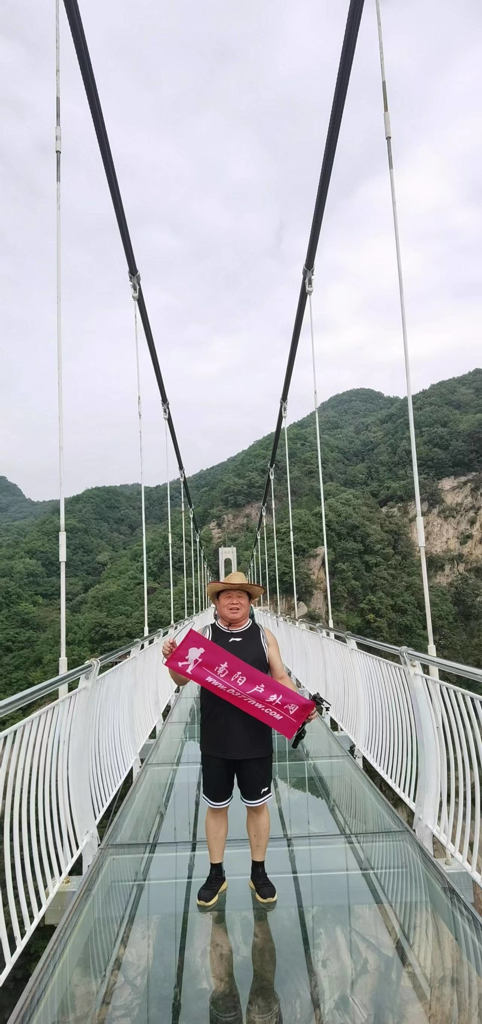 qe2wYel_F1CbE6oGOWWdACUA0M4oXGm-CTZf5BfDlauRMoJUB8HNqYlH-OfqwibL