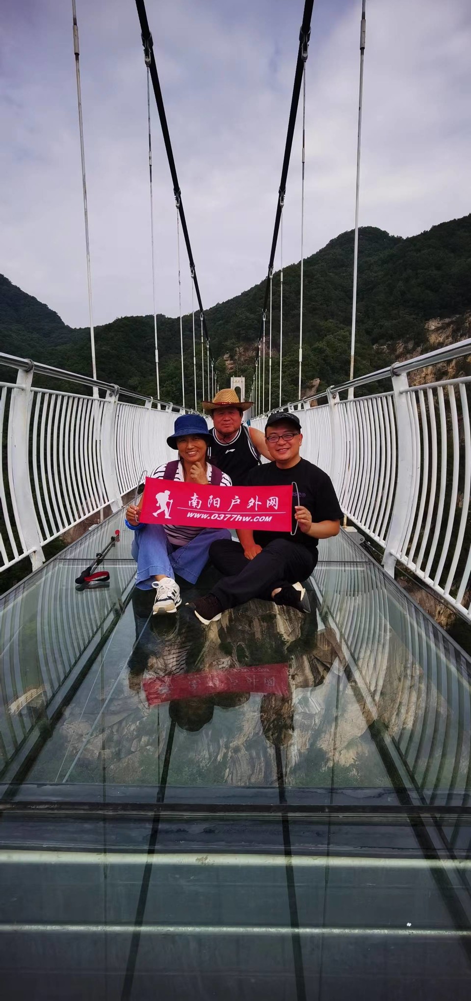 qe2wYel_F1CbE6oGOWWdAC1ohQkc4W5T56gOpFKldXjzHxDnpsx9oMtNZ7EHfLr2