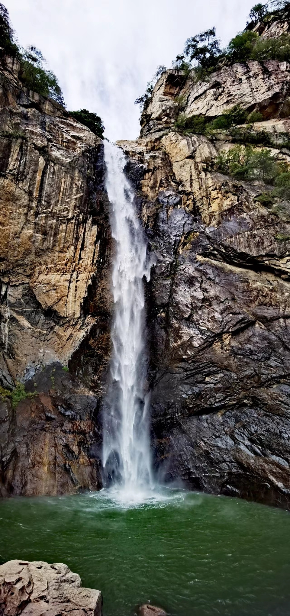 _Uf8tOXUs0lrHRAFyDsmWUEzHjj9_XWrMREnBpXgoGCmndC9q-UuGIUMD88-tVLG